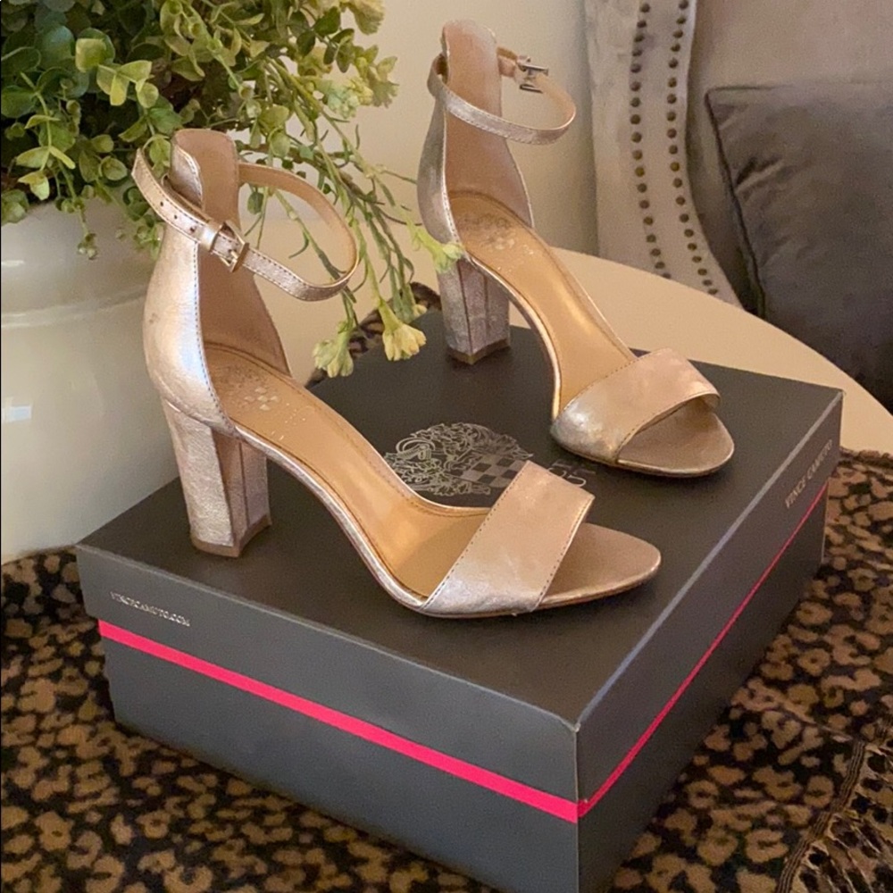 Block heel dress sandal